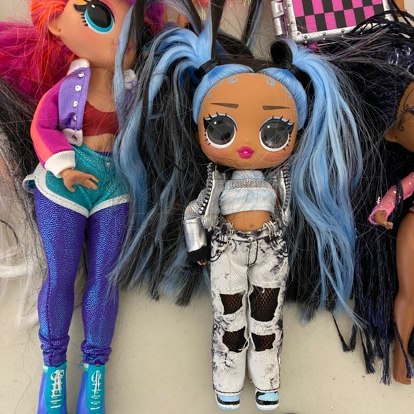 6 LOL Surprise 9” Dolls and 3 LOL 7” Dolls. Total: 9 dolls lot - Picture 5 of 13